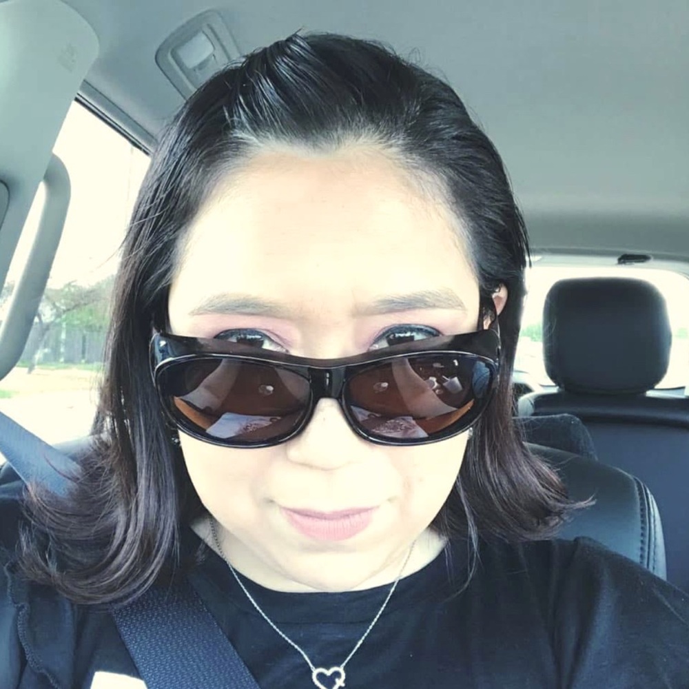 Meet your Posher, Mara